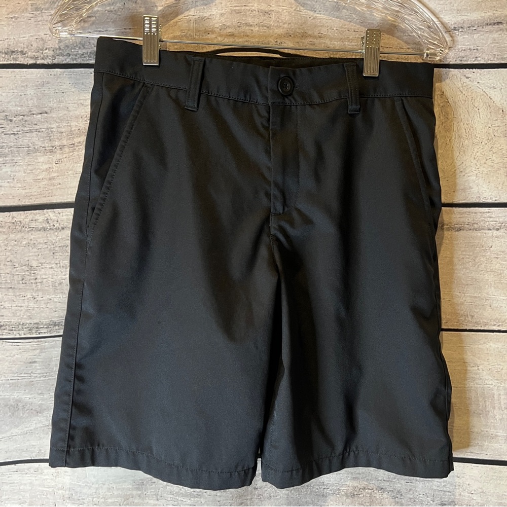 Under Armour Kids Black Golf Shorts Preppy Dressy Size Youth Large